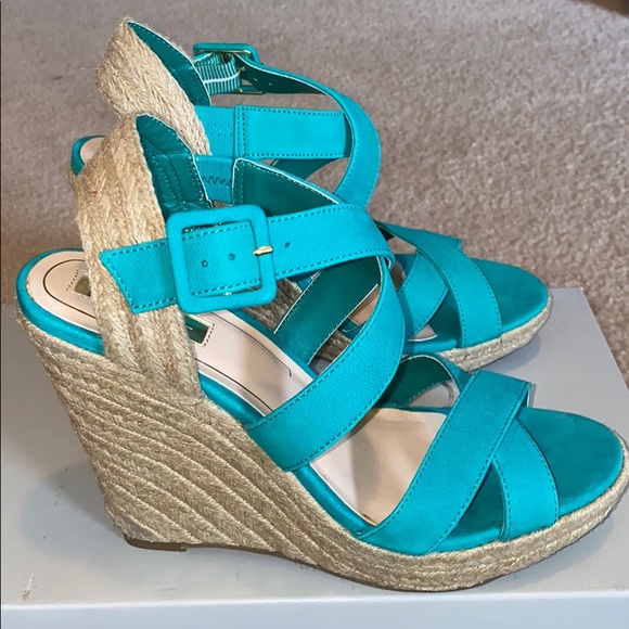 NEVER WORN Jessica Simpson Jamey wedges - Picture 3 of 5